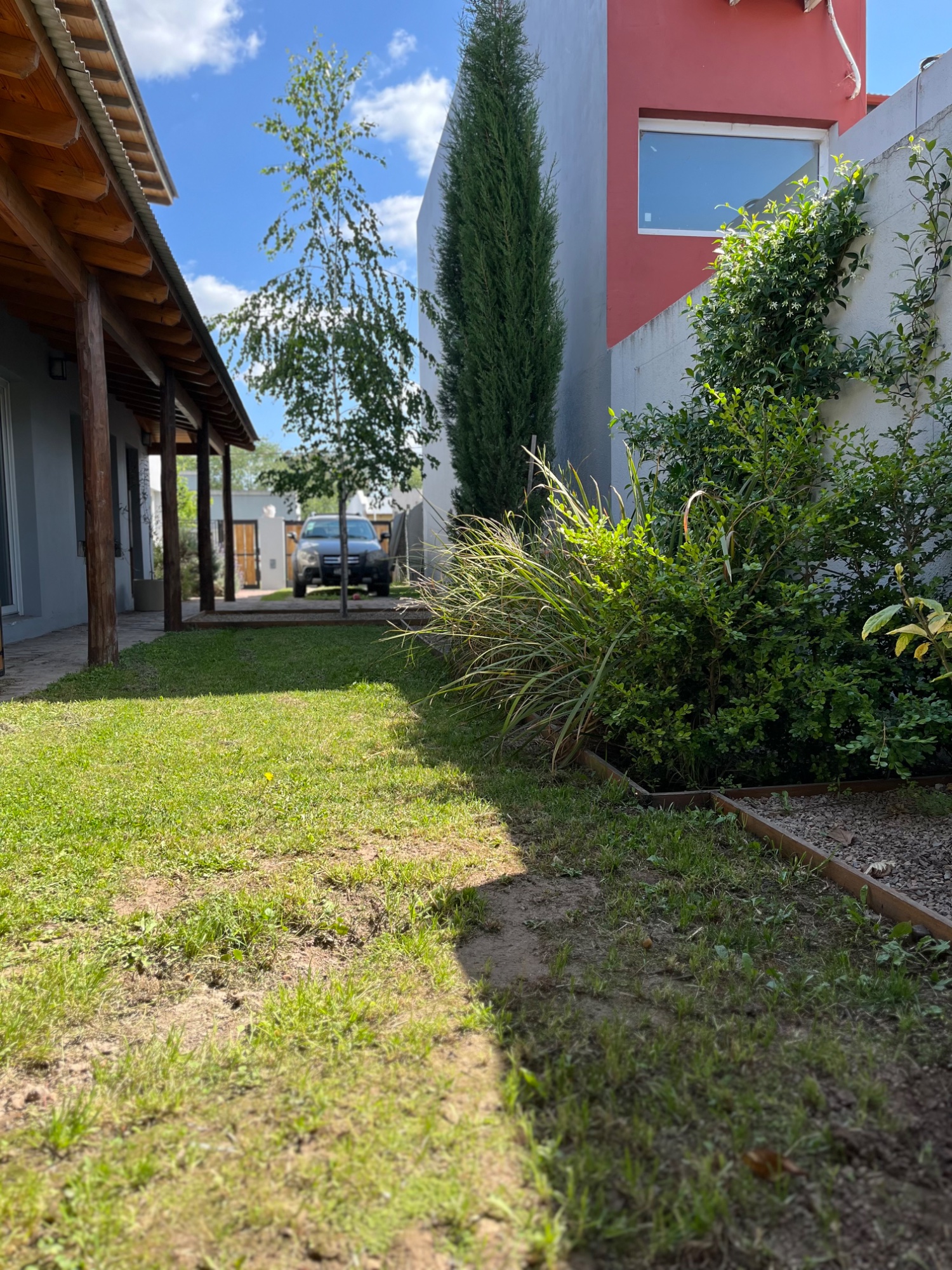 Casa barrio La Rural